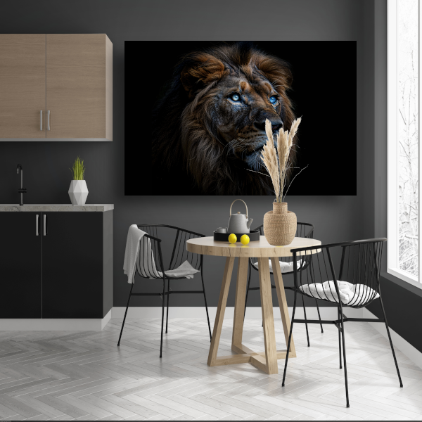 Indrukwekkend portret van majestueuze leeuw met blauwe ogen acrylglas