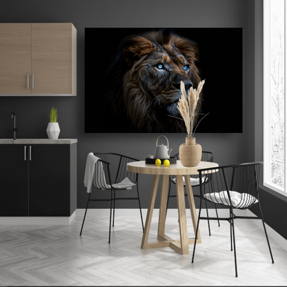 Indrukwekkend portret van majestueuze leeuw met blauwe ogen acrylglas