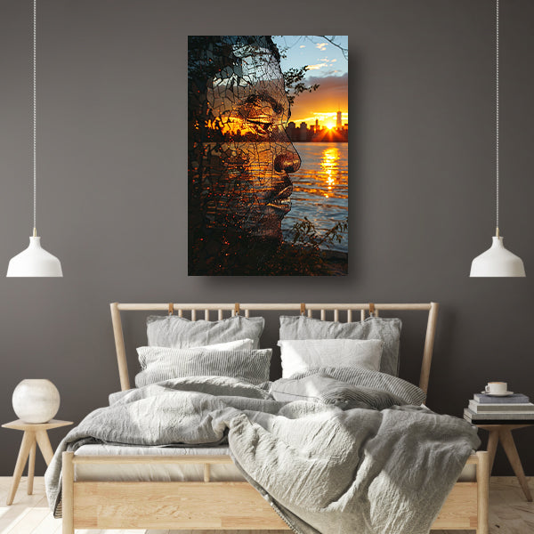 Silhouet tegen zonsondergang in gebroken glas canvas