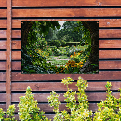 Geheime tuin met stenen boog tuinposter