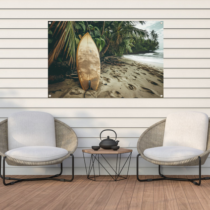 Abstracte surfplank op het strand tuinposter