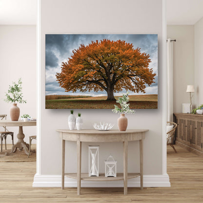 Majestueuze herfstboom in open veld canvas met baklijst