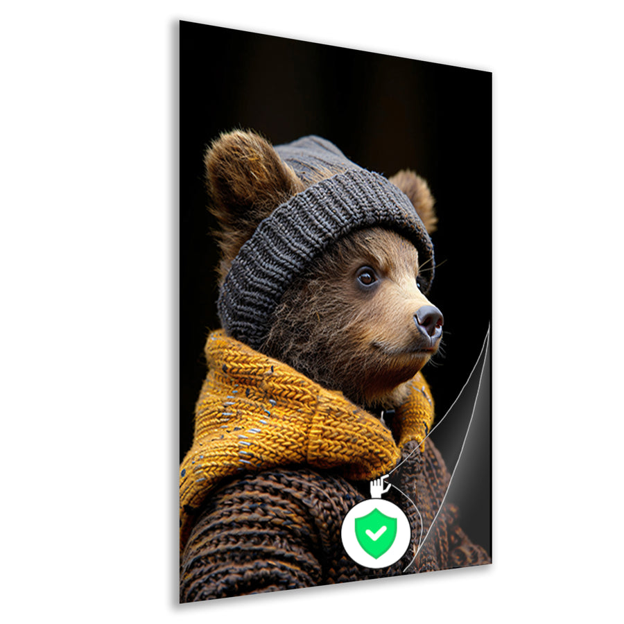 Jonge beer in winterkleding poster