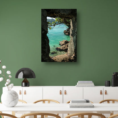 Uitzicht op zee door stenen raam acrylglas